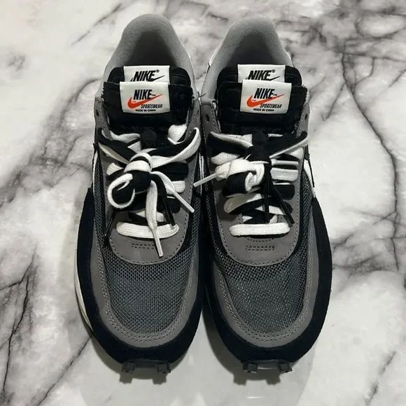Nike | Shoes | 00auth Nike Sacai X Ldwaffle Black Size 8  display picture 3